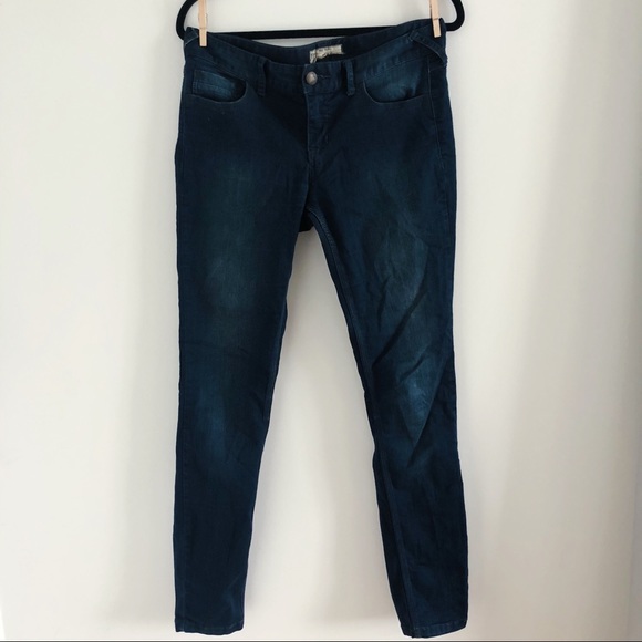 Free People Mid-Rise Straight Leg Jeans - Picture 5 of 8